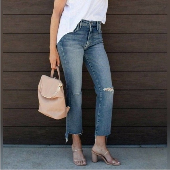 MOTHER Denim - MOTHER The Insider Crop Step Fray Jeans in Reckless on Shiny White Vespa Size 26